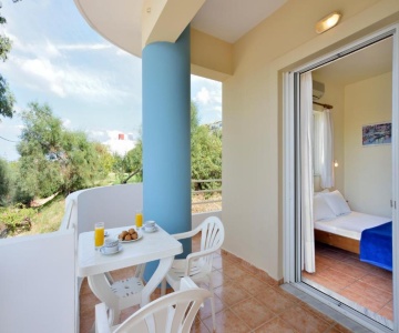 Katerina Rooms Agii Apostoli