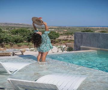 Nature's Den Luxury Suites with Private Pools