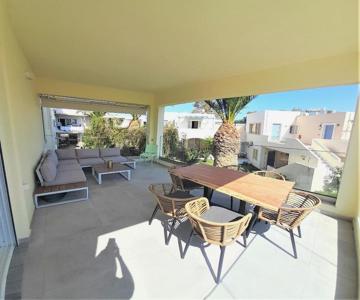 Mousai Apartment Walking Distance To The Beach