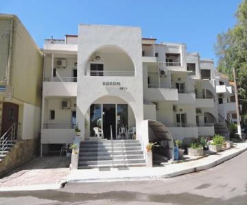 Egeon Rooms And Studios