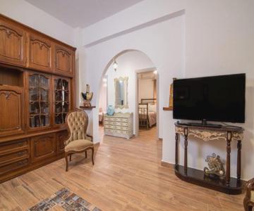 Vintage Project House