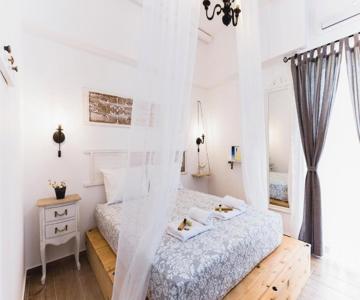 EvaEle Luxury Boutique