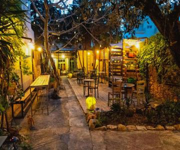 Chania City Hostel & Tours
