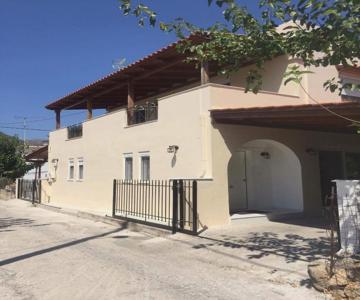 The Endless Blue Maisonette