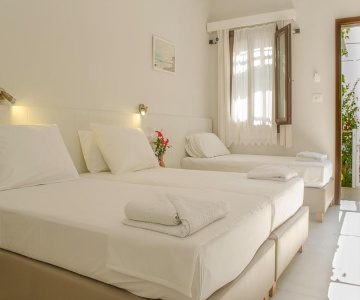 Kalypso Studios & Rooms