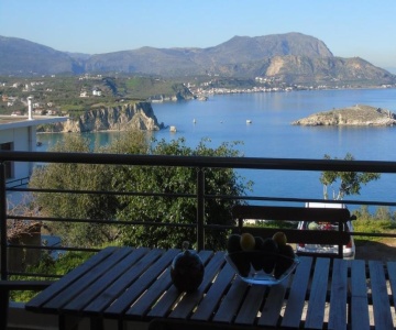 Plaka Apt Homeleader