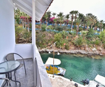 Sisi Seaview Apartments