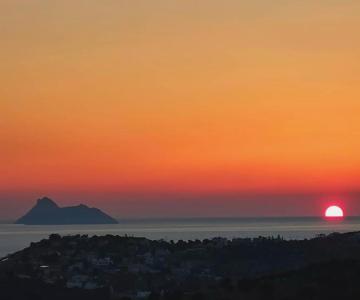 House Of Sunset 3