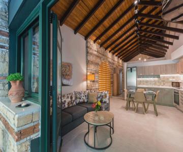 Casa Leone, Cosy Apartment Overlooking The Square