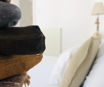 Stylish Home For 6 In Adamas