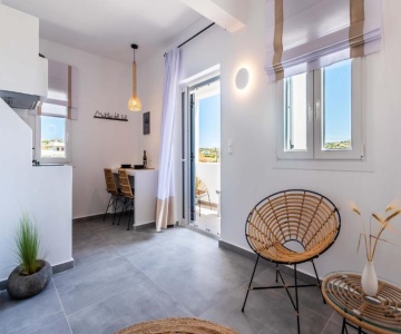 Milos Del Sol Studios