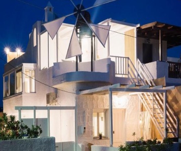 Papikinou Bay Suites