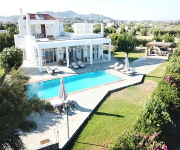 Belvedere Beachfront Villa