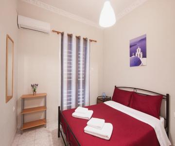 Dounavis Homes - The Ano Syros View