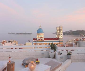 San Nikolas View Guest House