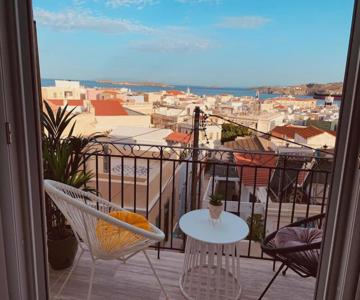 Caesar Deluxe Apartment In Ermoupoli