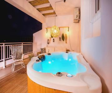 Euphoria Luxury Apartment