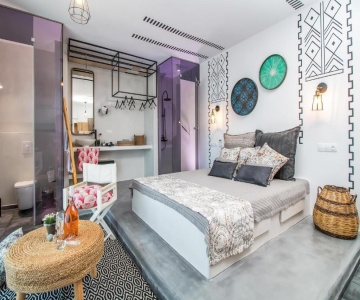 Len Art Selected Studios