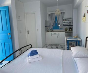 Giavasi Seaside Finiki