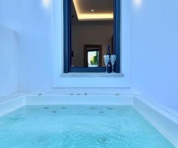 Nostos Suites Kamari