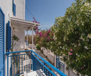 Livadia Seaside Studios 10