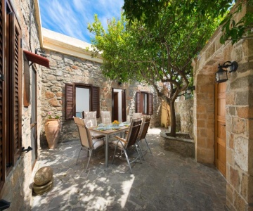 Villa Claudia In Lardos