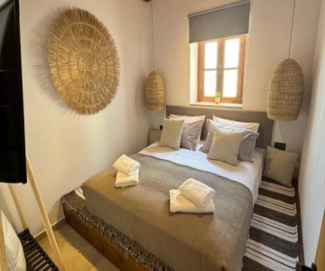 Tapanis Luxury House