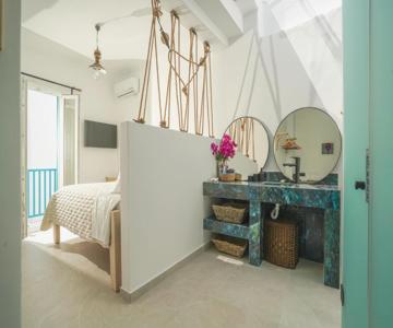 Seabed Suites