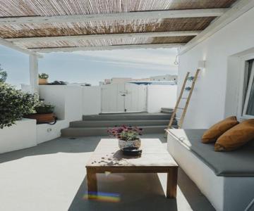 Kalyva Cycladic House - Oia Santorini
