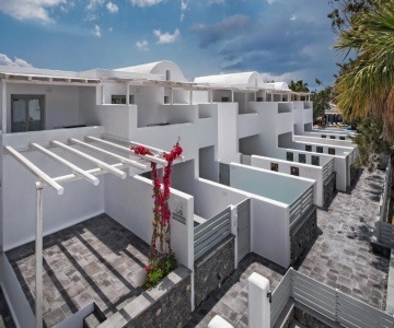 Meltemi Excelsior Suites