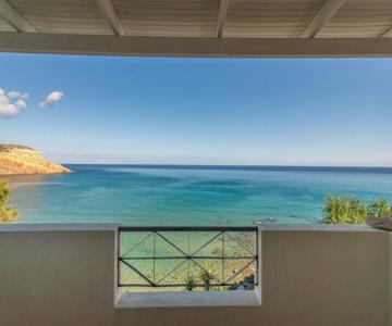 Giourgas Studios & Apartments