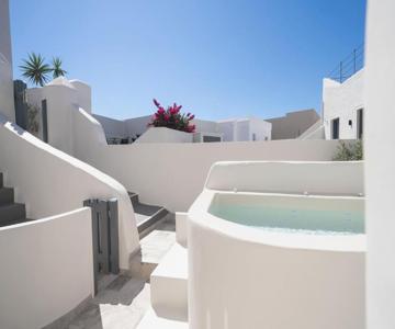 Alaya Suites
