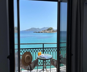 Galaris' Luxury Room