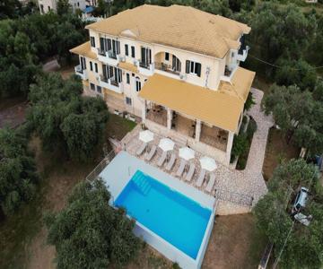 Chrisovalanto Hotel