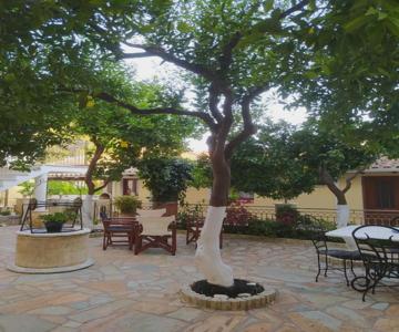 Villa Avli
