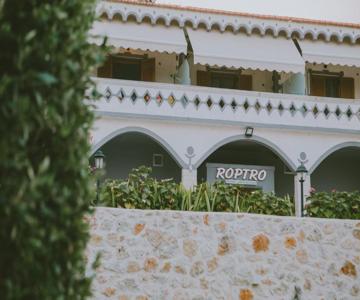 Roptro Rooms
