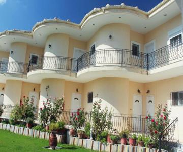 Ilektra Apartments Blue & Red