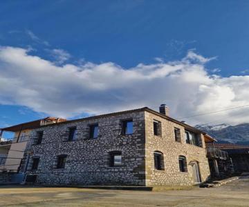 Vasiliki Pramanta Villas
