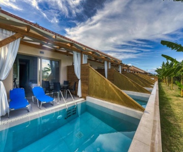 Kozanos Suites With Private Pool