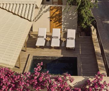 Ilision Aqua - Exclusive Private Pool Suites