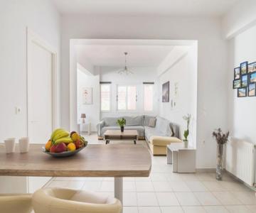 Central Flat Argostoli