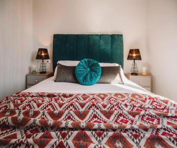 Miriam's Apartment 2