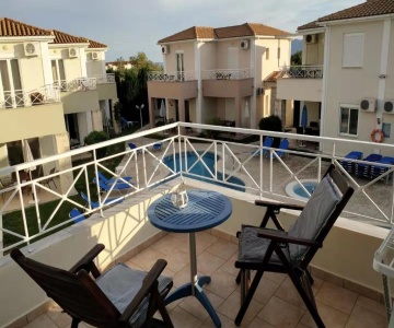 Kalamaki Court Villas