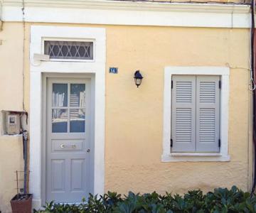 Downtown Mavili's Studio