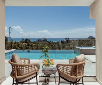 Villa Roselia - Luxury Escape With Magnificent Views, By Zantewize