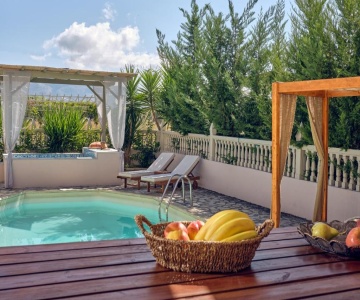 Three Graces Holiday Houses Complex