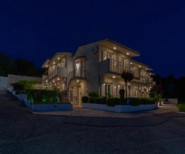 Nondas Apartments