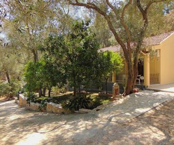 Villa Eleni  Studios