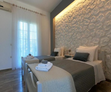 Spiridoula 1 Studios & Apartments