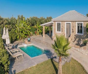Binios Villa - Private Pool, Walking Distance From The Beach